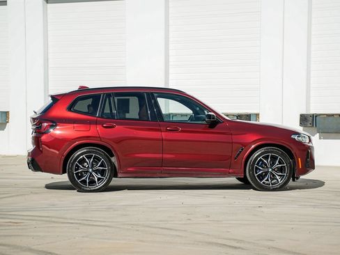 Used 2023 BMW X3 M40i image 4
