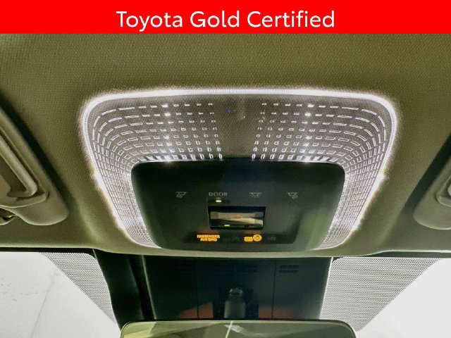 Certified 2024 Toyota Prius Prime FWD image 35