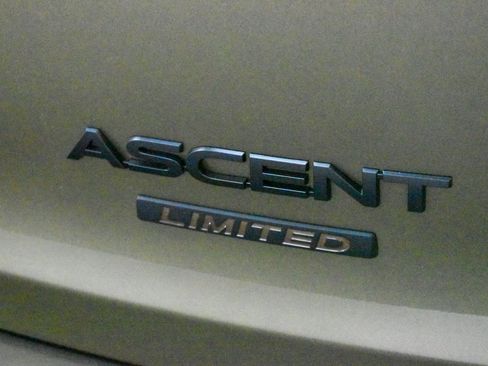 New 2026 Subaru Ascent Limited Bronze image 10