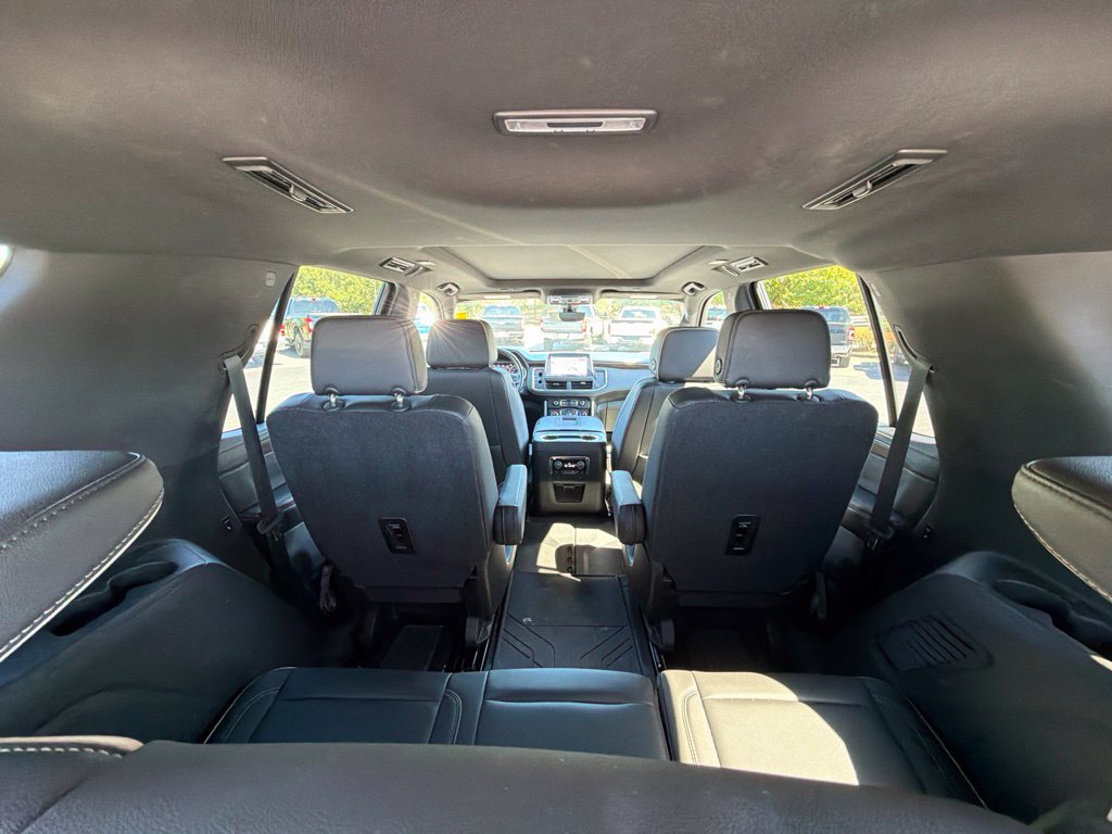 Used 2021 Chevrolet Tahoe Premier w/ Premium Package AWD/4WD image 31
