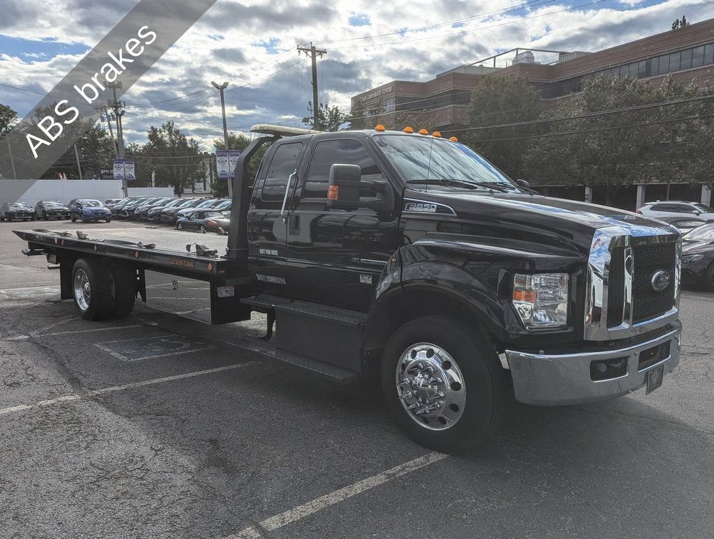 Used 2019 Ford F650 2WD SuperCab Super Duty image 6