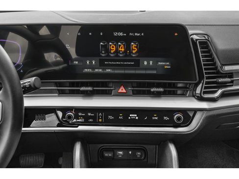 Certified 2023 Kia Sportage EX image 7