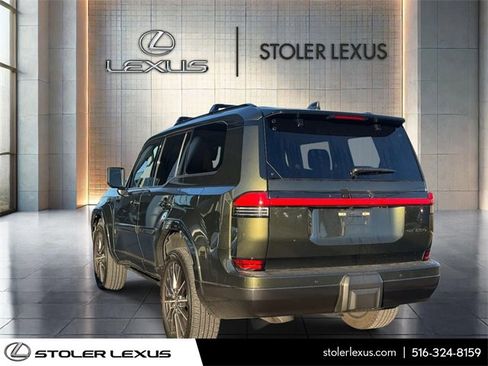 Used 2024 Lexus GX 550 image 10