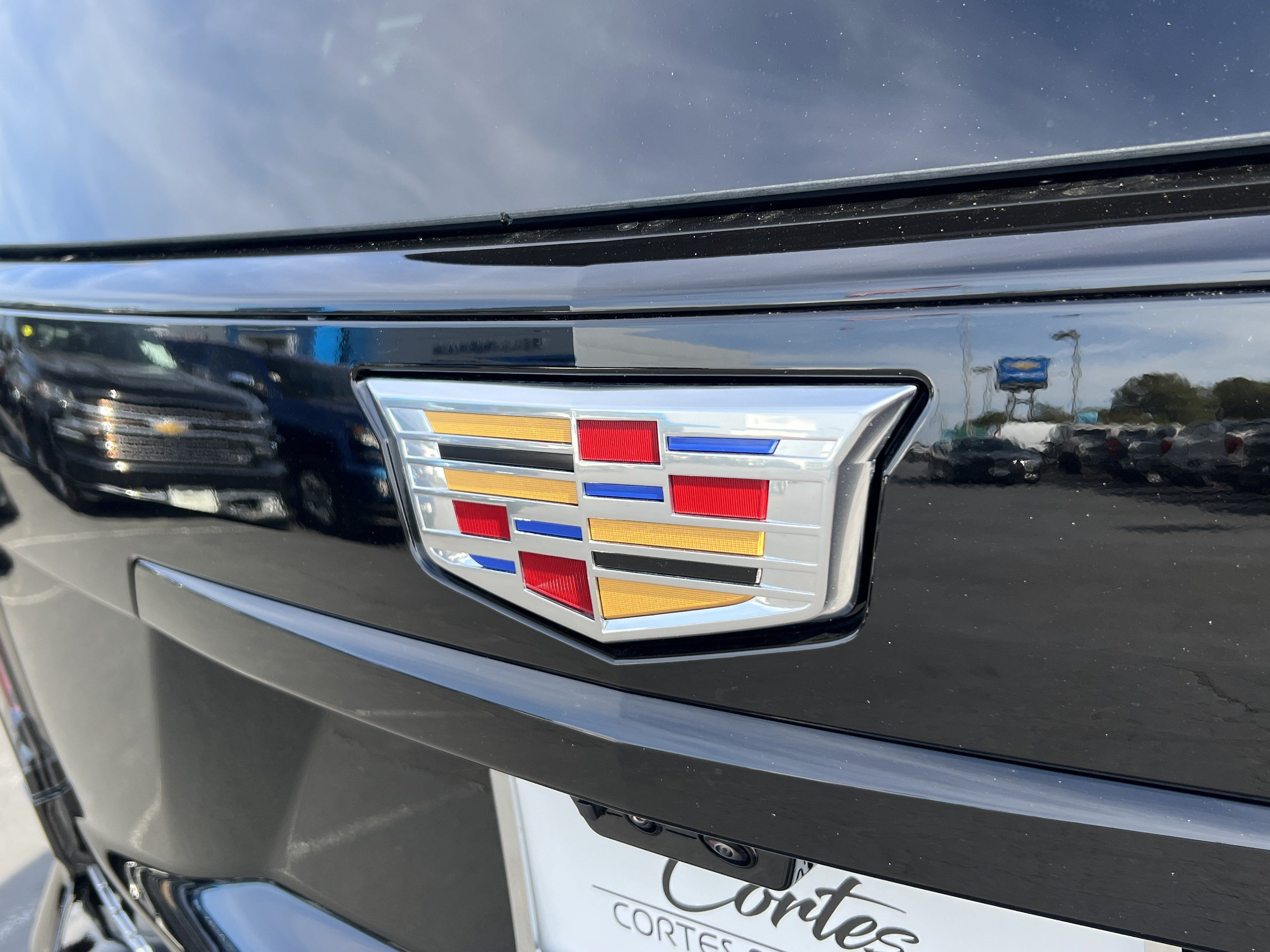 Used 2026 Cadillac Escalade Sport AWD/4WD image 8