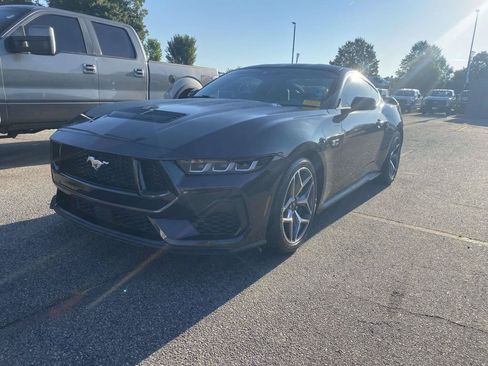 Used 2024 Ford Mustang GT w/ GT Performance Package RWD image 3