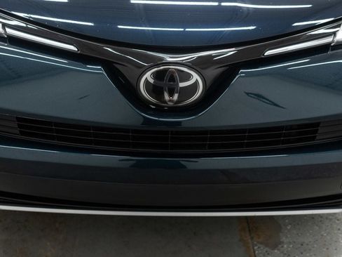 Used 2017 Toyota RAV4 XLE w/ All Weather Liner Package AWD/4WD image 33