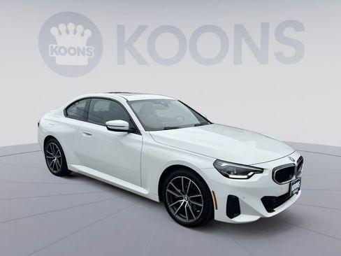 Used 2023 BMW 230i xDrive 230i xDrive w/ Convenience Package image 10