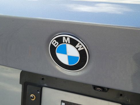 Used 2025 BMW 330i Sedan w/ Premium Package RWD image 6