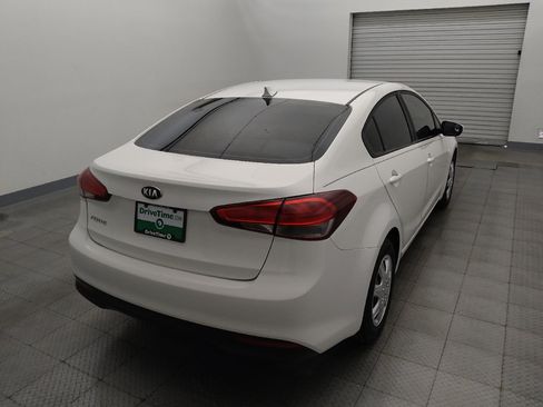 Used 2018 Kia Forte LX FWD image 7