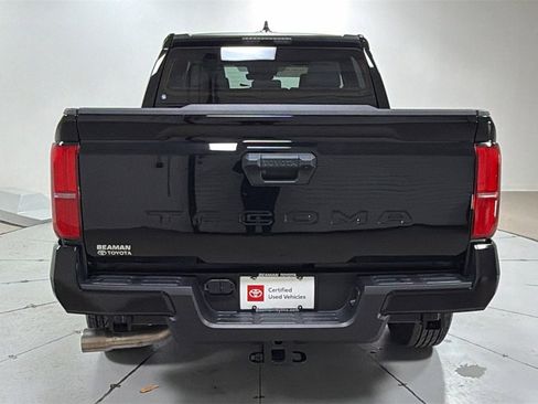 Certified 2025 Toyota Tacoma SR5 image 4