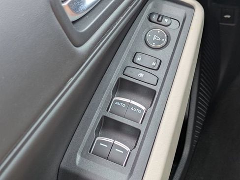 Used 2025 Honda Accord SE image 26
