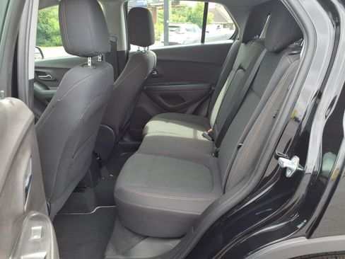 Certified 2017 Chevrolet Trax LS FWD image 6