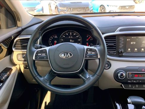 Used 2020 Kia Sorento EX image 5