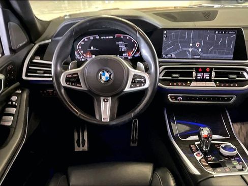 Used 2021 BMW X7 M50i w/ Executive Package image 5