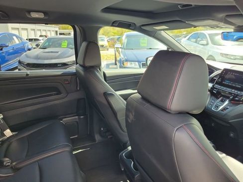Used 2023 Honda Odyssey Sport image 29