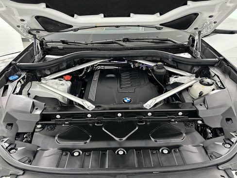 Used 2022 BMW X5 sDrive40i w/ M Sport Package image 31