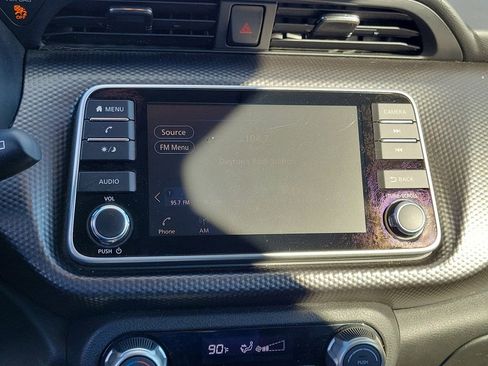 Used 2019 Nissan Kicks SV image 27