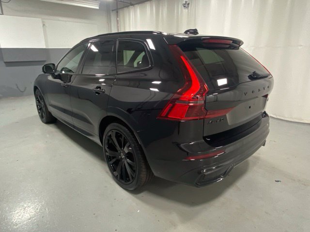 Used 2026 Volvo XC60 B5 Ultra AWD/4WD image 2