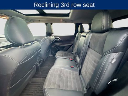 Used 2024 Mitsubishi Outlander SE image 26