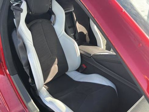 Used 2021 Chevrolet Corvette Stingray Preferred Cpe w/ Z51 Performance Package RWD image 23