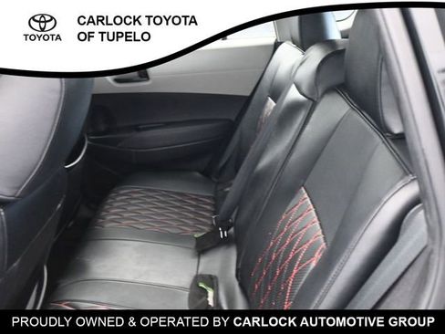 Used 2025 Toyota Corolla Cross L image 23