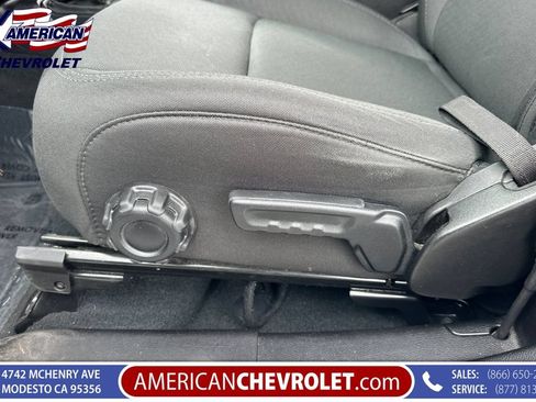 Used 2022 Jeep Wrangler Sport AWD/4WD image 14
