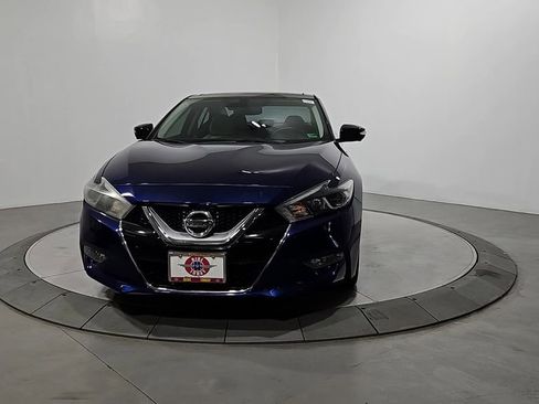 Used 2017 Nissan Maxima Platinum image 9