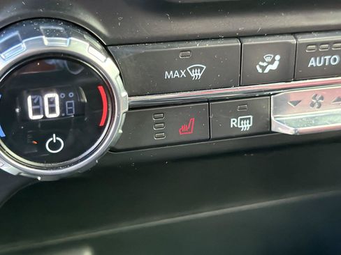 Used 2021 Ford F150 XLT w/ Equipment Group 302A High AWD/4WD image 29