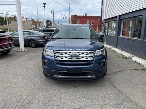 Used 2019 Ford Explorer XLT w/ Equipment Group 202A image 30