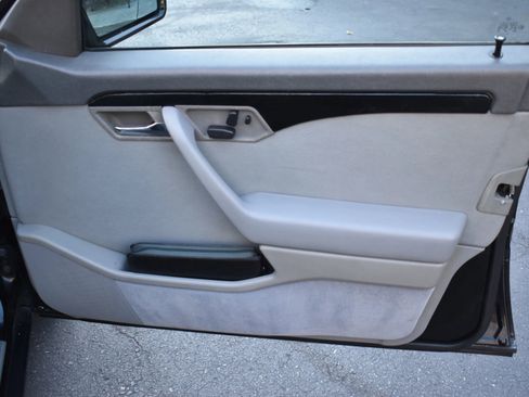Used 1995 Mercedes-Benz C 280 Sedan image 14