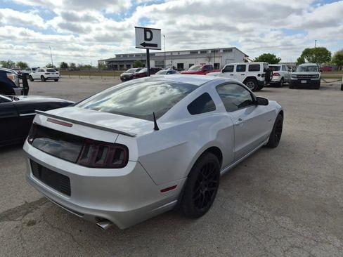 Used 2013 Ford Mustang GT image 6