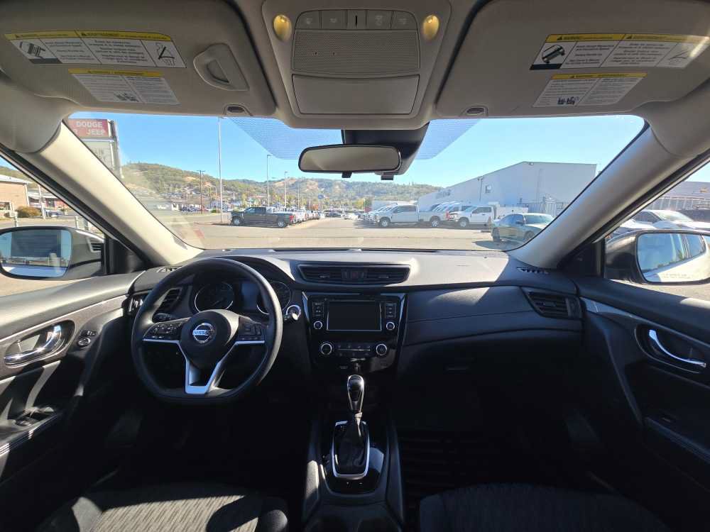 Used 2019 Nissan Rogue SV AWD/4WD image 15