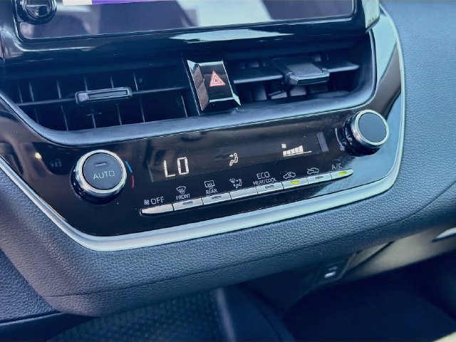 Used 2025 Toyota Corolla LE FWD image 16