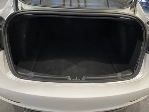 Used 2023 Tesla Model 3 Standard Range image 8