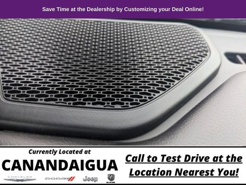 Used 2022 Jeep Gladiator Sport image 21