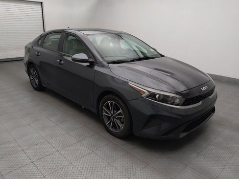 Used 2022 Kia Forte LXS w/ LXS Technology Package FWD image 11