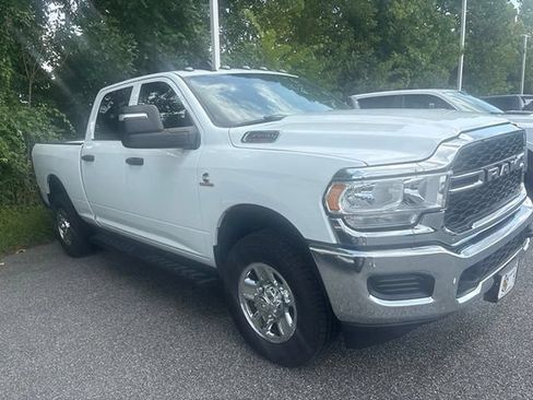 Used 2023 RAM 3500 Tradesman AWD/4WD image 11