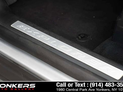 Used 2023 Ford Explorer Limited image 64