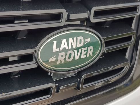Used 2025 Land Rover Range Rover Sport Dynamic SE image 12