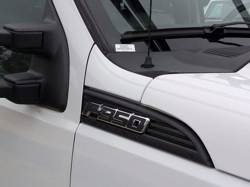 Used 2013 Ford F350 XL w/ XL Value Pkg image 13