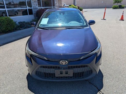 Used 2021 Toyota Corolla LE FWD image 6