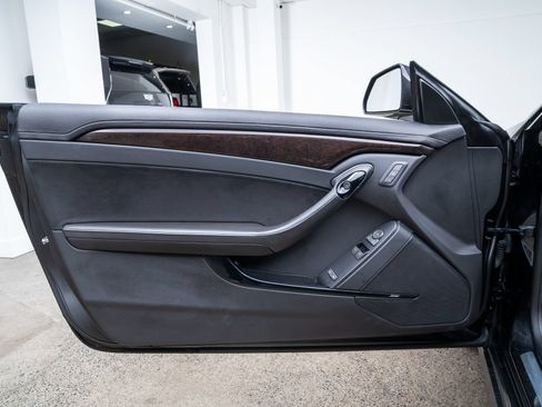 Used 2011 Cadillac CTS V RWD image 19