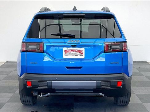 New 2026 Jeep Cherokee Laredo AWD/4WD image 3
