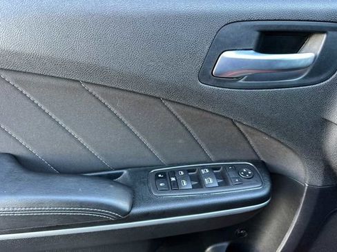 Used 2023 Dodge Charger SXT image 10