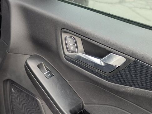 Used 2023 Ford Escape ST-Line image 36