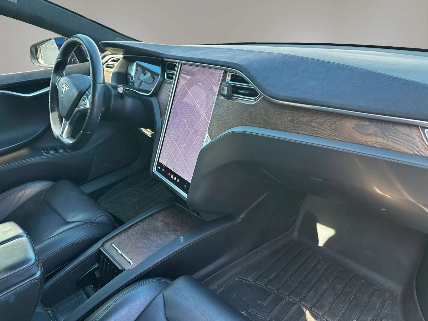 Used 2017 Tesla Model S 75 RWD image 11
