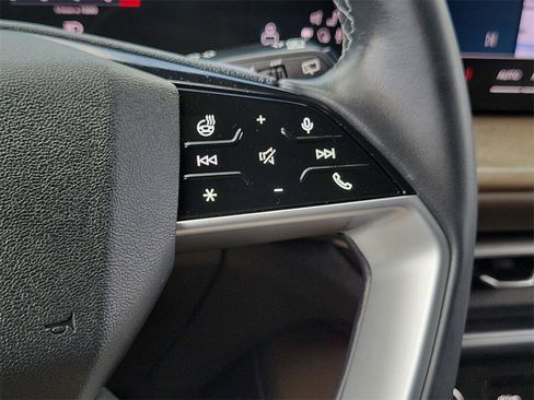 Used 2025 Audi Q5 Premium w/ Convenience Package image 10