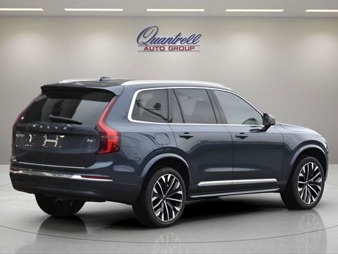New 2026 Volvo XC90 B6 Plus w/ Protection Package Premier image 4
