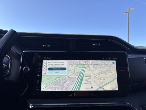 Used 2025 GMC Sierra 2500 Denali Ultimate image 24