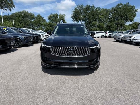 Certified 2026 Volvo XC90 B6 Plus AWD/4WD image 8